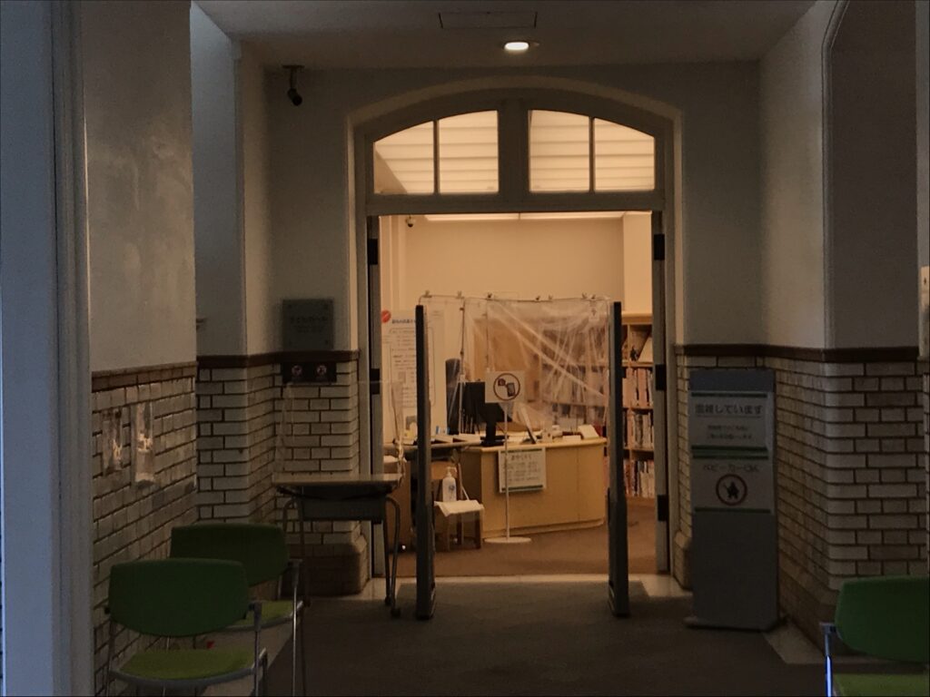 国際子ども図書館の「子どものへや」の入口