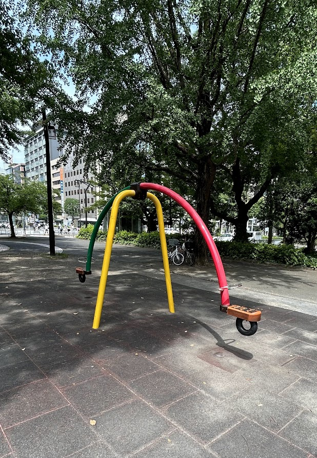 都立芝公園の児童公園の遊具