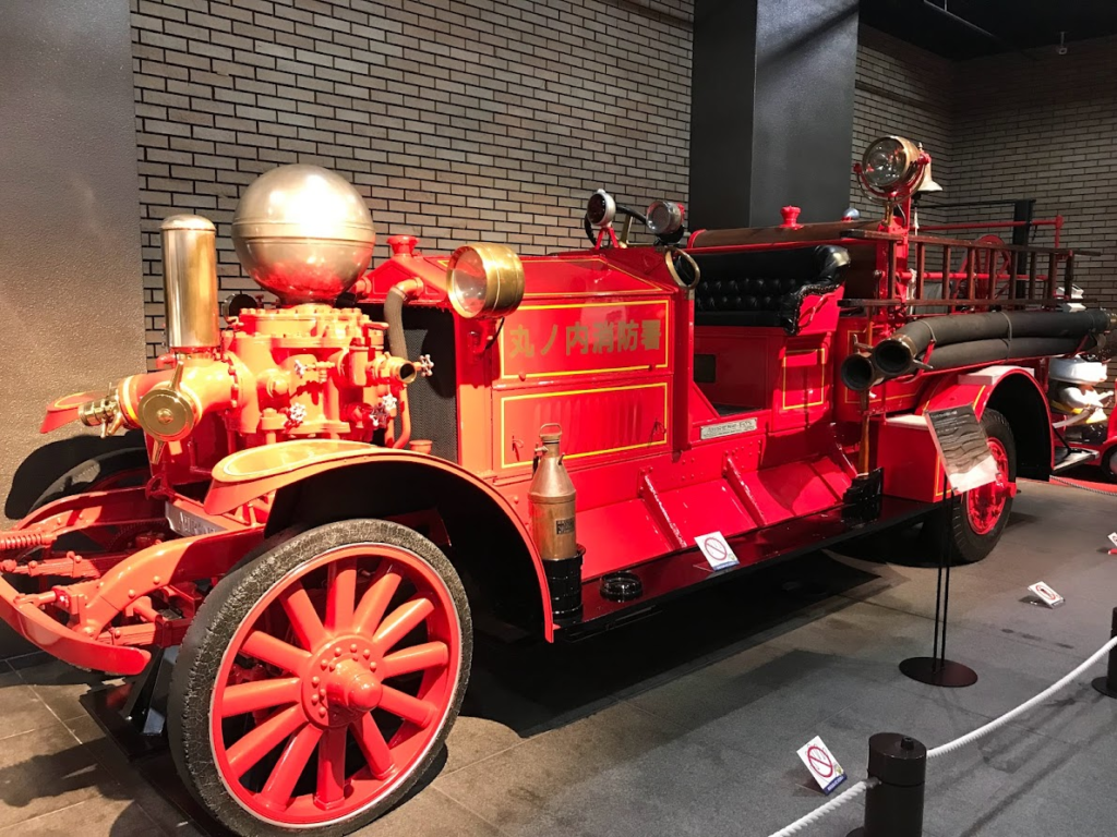 四谷にある消防博物館に展示されている消防車